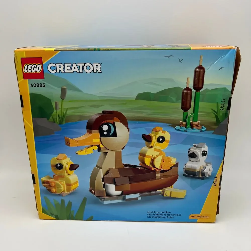 LEGO Creator Duck Family 40885 Nature Animals 2026 NEW Damaged Creased w/ Box